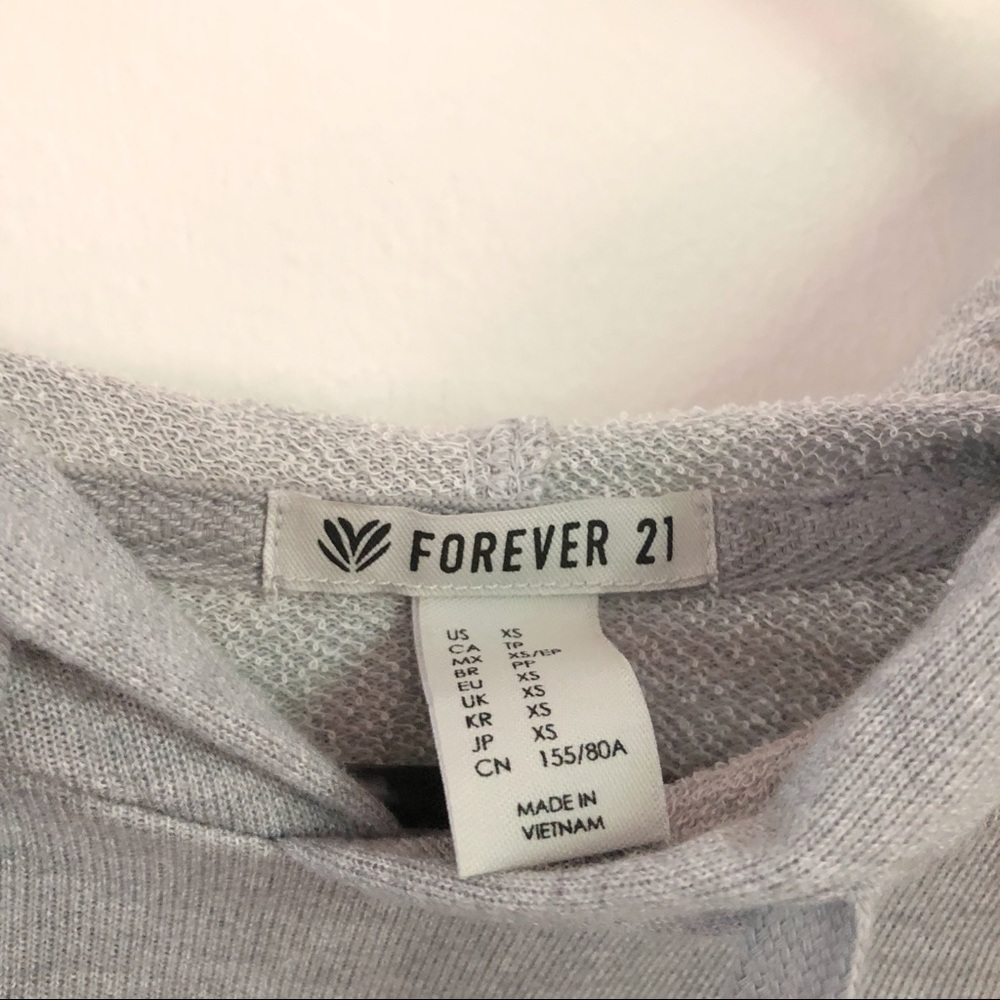 Cropped Hoodie - Picture 3 of 3